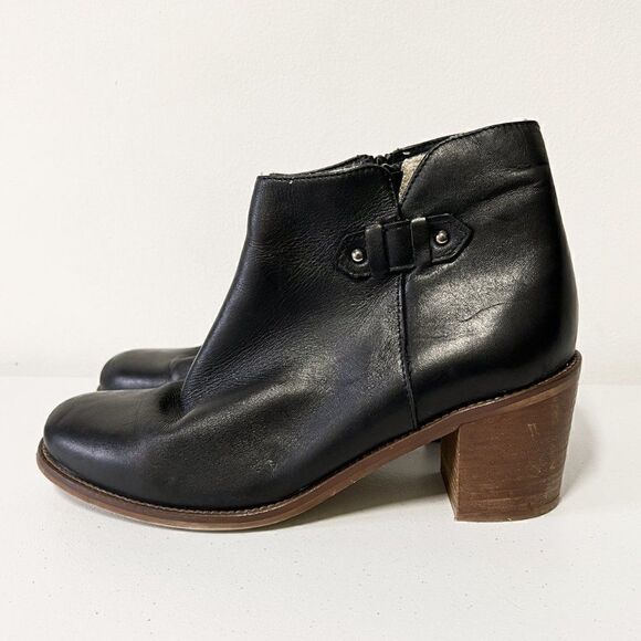 CLEARANCE - Minelli Black Leather Sherpa Lined Block Heel Ankle Boots - Picture 3 of 7